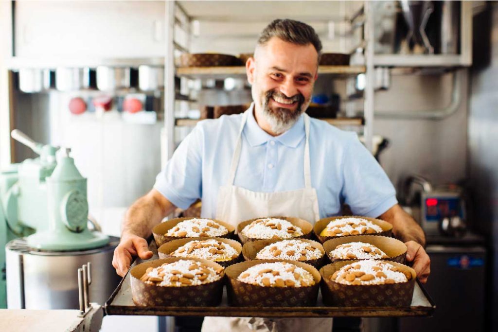Massimiliano Lunardi preparing artisan panettone